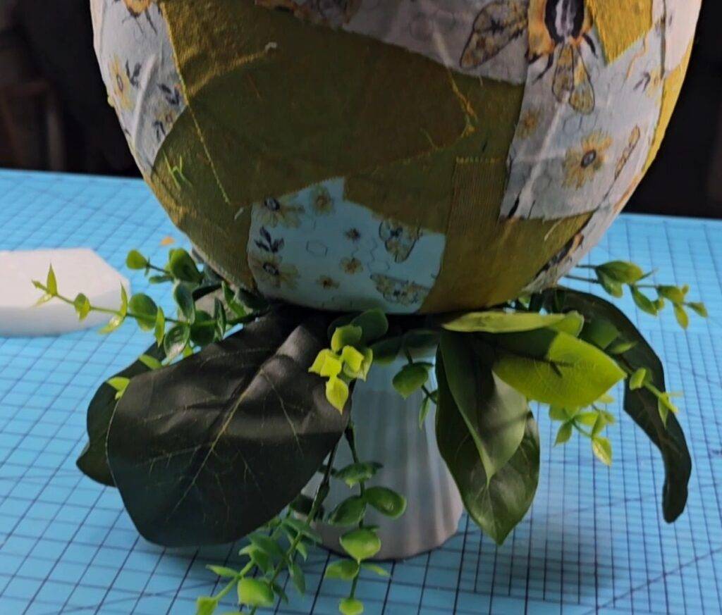 Dollar Tree Easter Egg DIY craft
