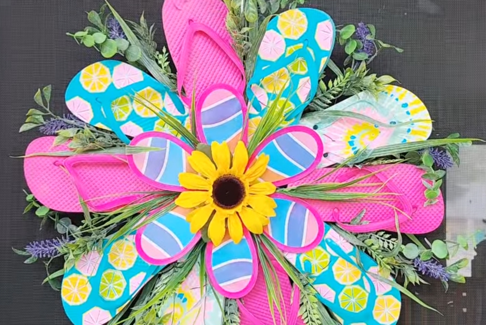 Colorful summer crafts