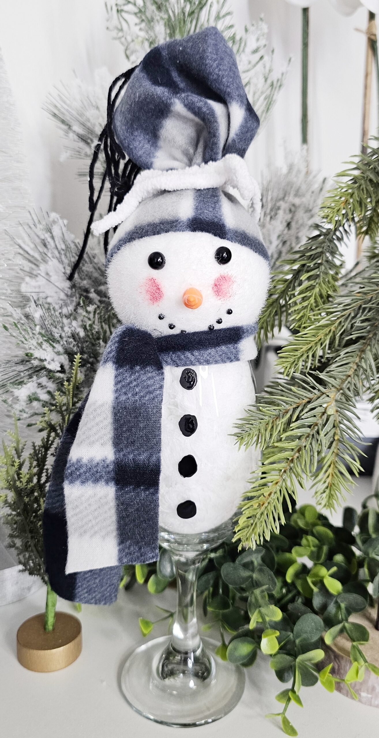 easy Dollar Tree Christmas crafts