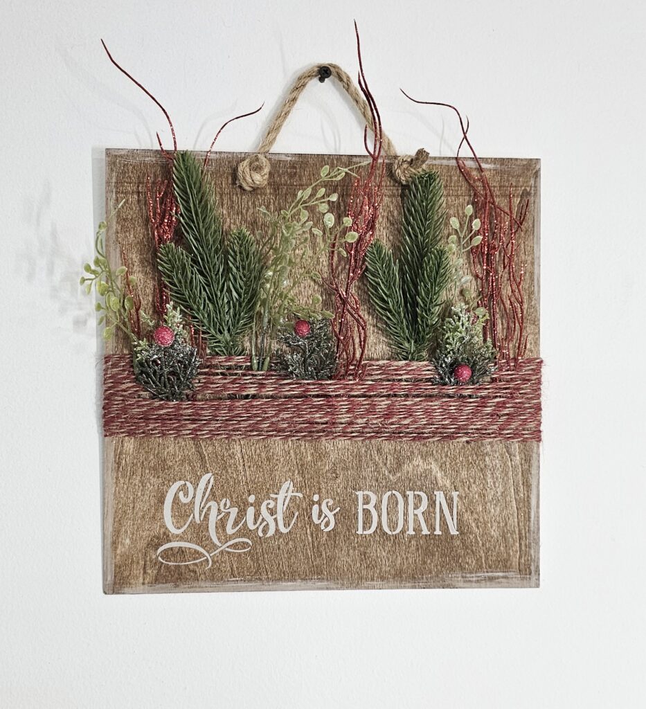 easy dollar tree Christmas crafts